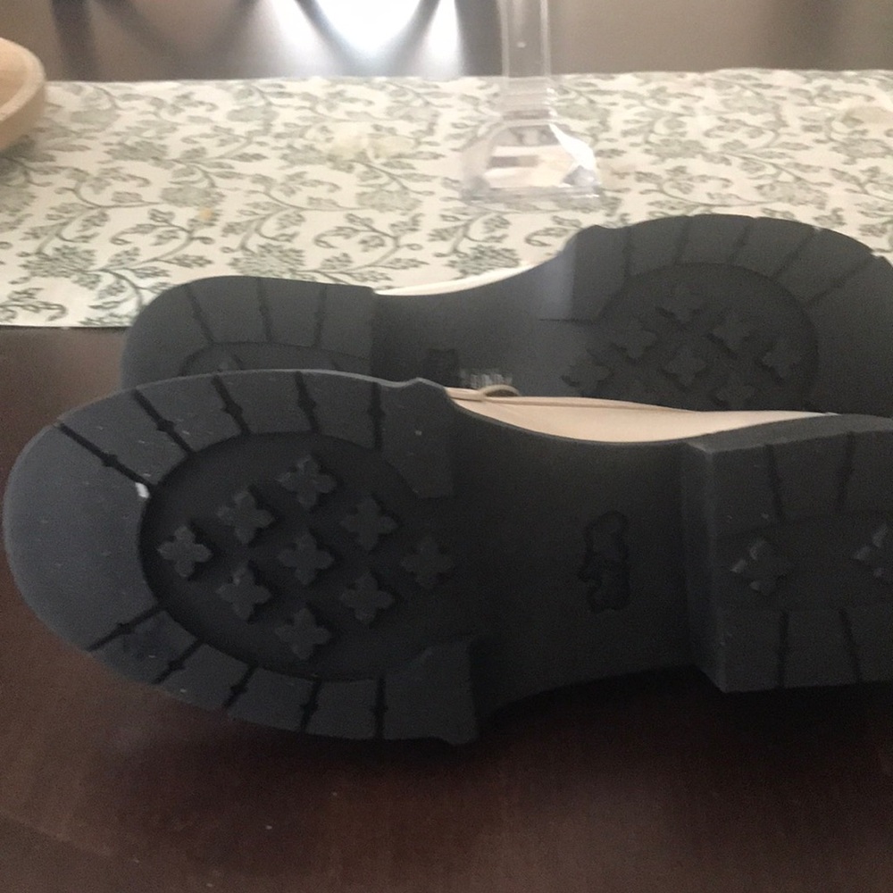 Coach White Leather Penny Loafers with Black Soles - Picture 4 of 9